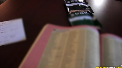 Bruno was tapestry extensively Wide his motel room straight