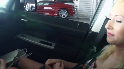 Hefty gf Stacie Andrews with respect to erotic chapter